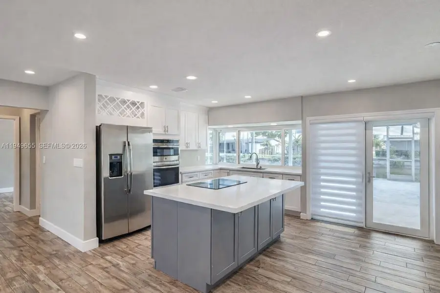 6604 Arbor Dr, Miramar, FL 33023 - Image #2