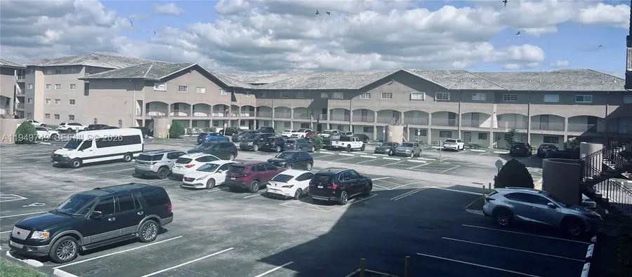8851 NW 119th St #5221, Hialeah Gardens, FL 33018 - Image #2