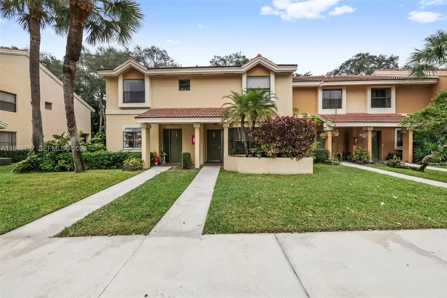 3726 Coral Tree Cir #3726, Coconut Creek, FL 33073 - Image #2