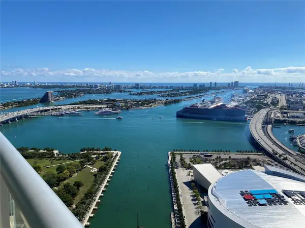 888 Biscayne Blvd #4806, Miami, FL 33132