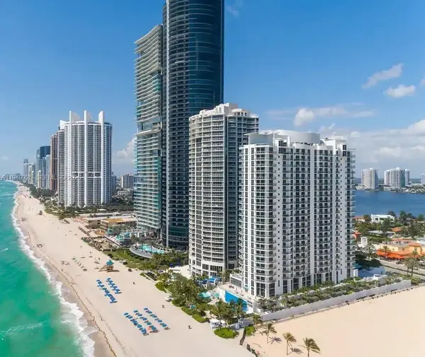 18683 Collins Ave #1601, Sunny Isles Beach, FL 33160