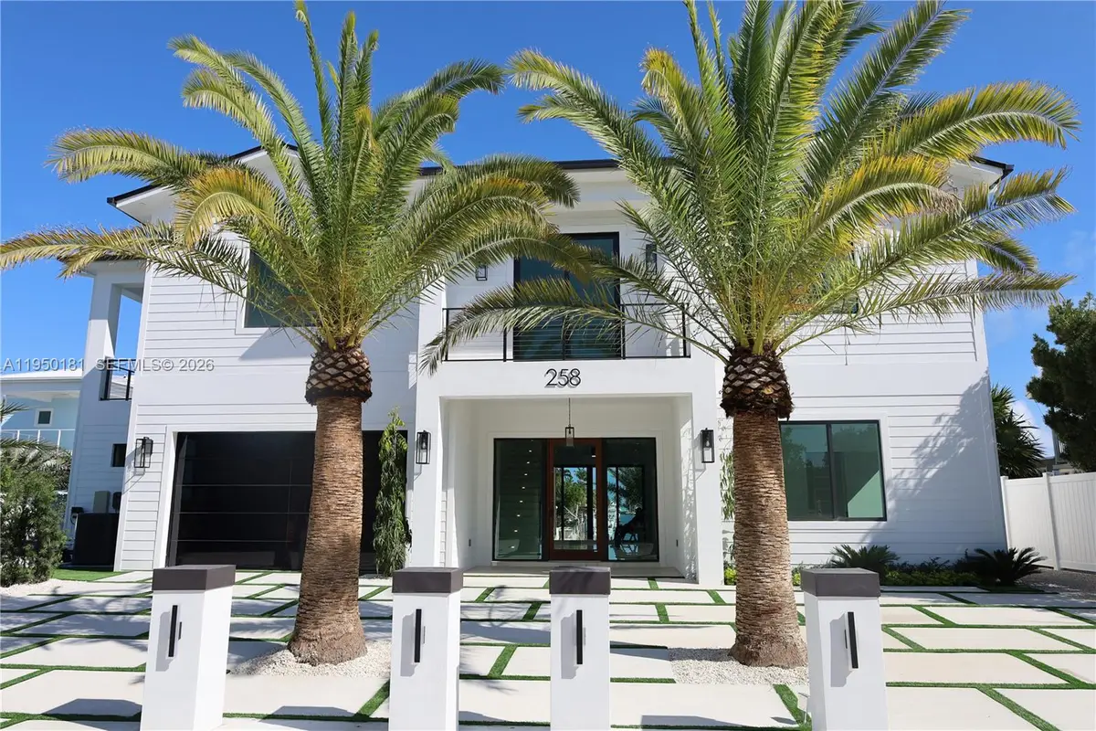 258 Caribbean Dr, Key Largo, FL 33037 - #1