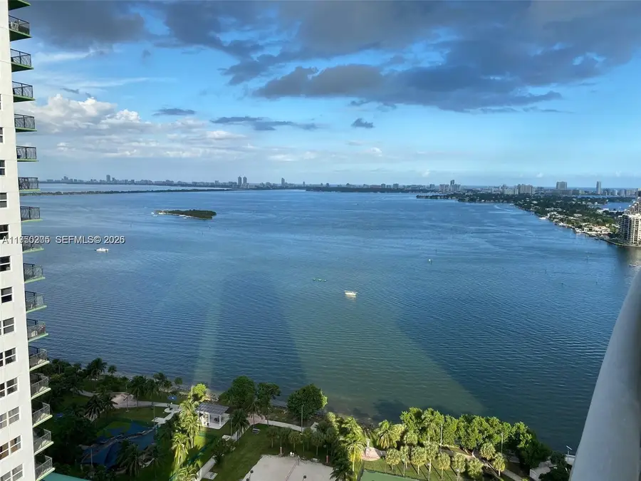 1750 N Bayshore Dr #3005, Miami, FL 33132 - Image #2
