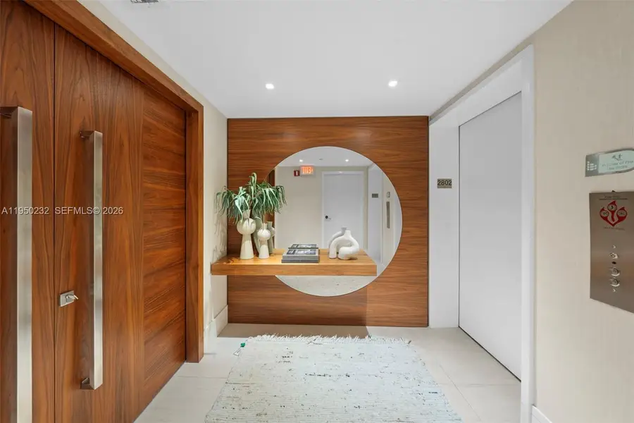 1000 S Pointe Dr #2802, Miami Beach, FL 33139 - Image #3