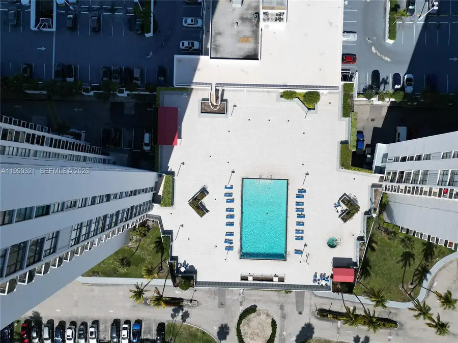 3675 N Country Club Dr #210, Aventura, FL 33180 - Image #3