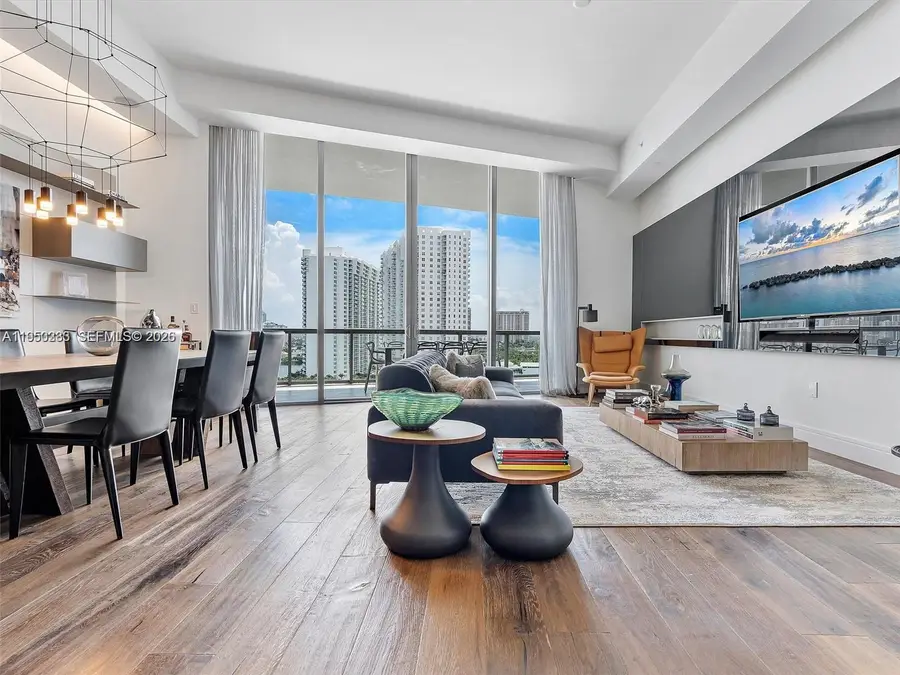 3250 NE 188th St #UPH02 + ROOFTOP W/ POOL, Aventura, FL 33180 - Image #3