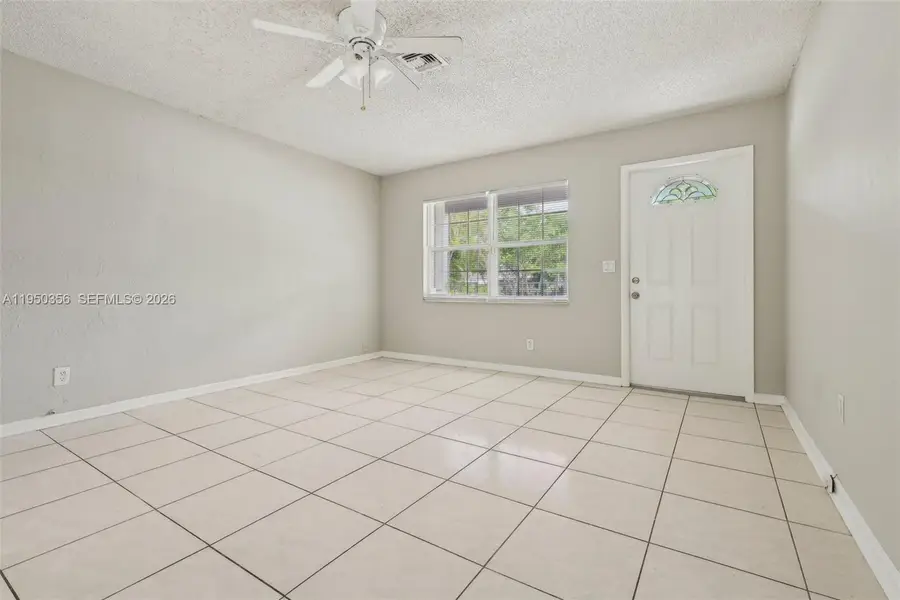 1531 N 17th Ave N, Lake Worth, FL 33460 - Image #2