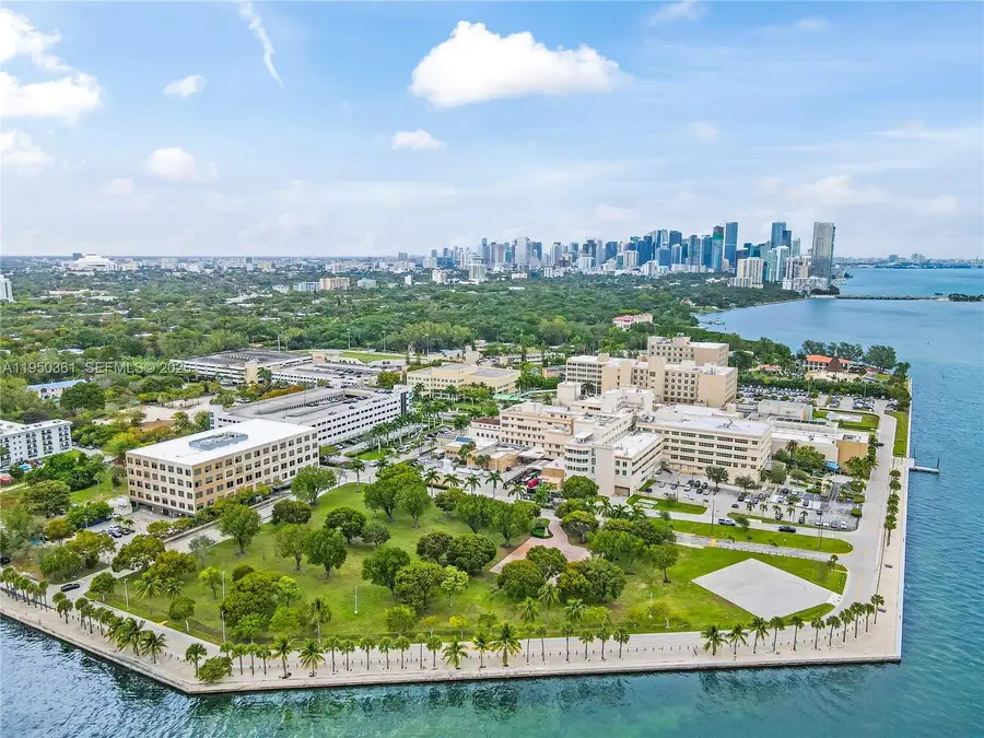 3 Grove Isle Dr #C1407, Miami, FL 33133 - Image #2