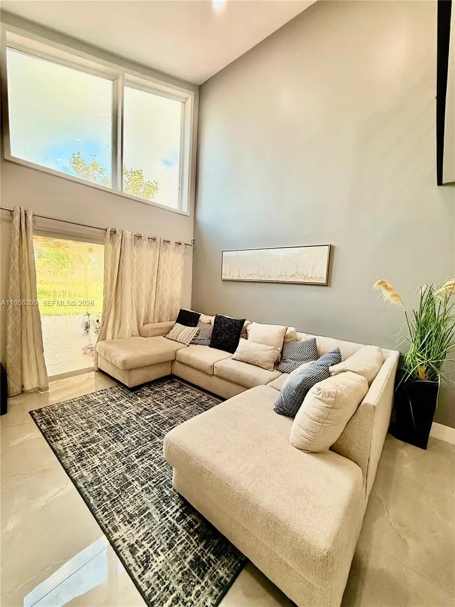 10625 NW 30th Pl #1, Sunrise, FL 33322 - Image #2