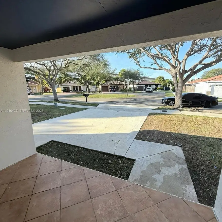 9130 NW 193rd St, Hialeah, FL 33018 - Image #3