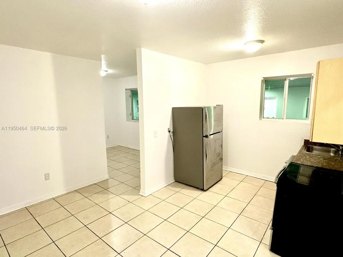 1021 NW 3rd St #307, Miami, FL 33128 - Image #1