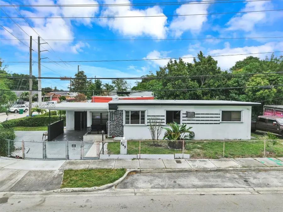 545 NW 77th St, Miami, FL 33150 - Image #2