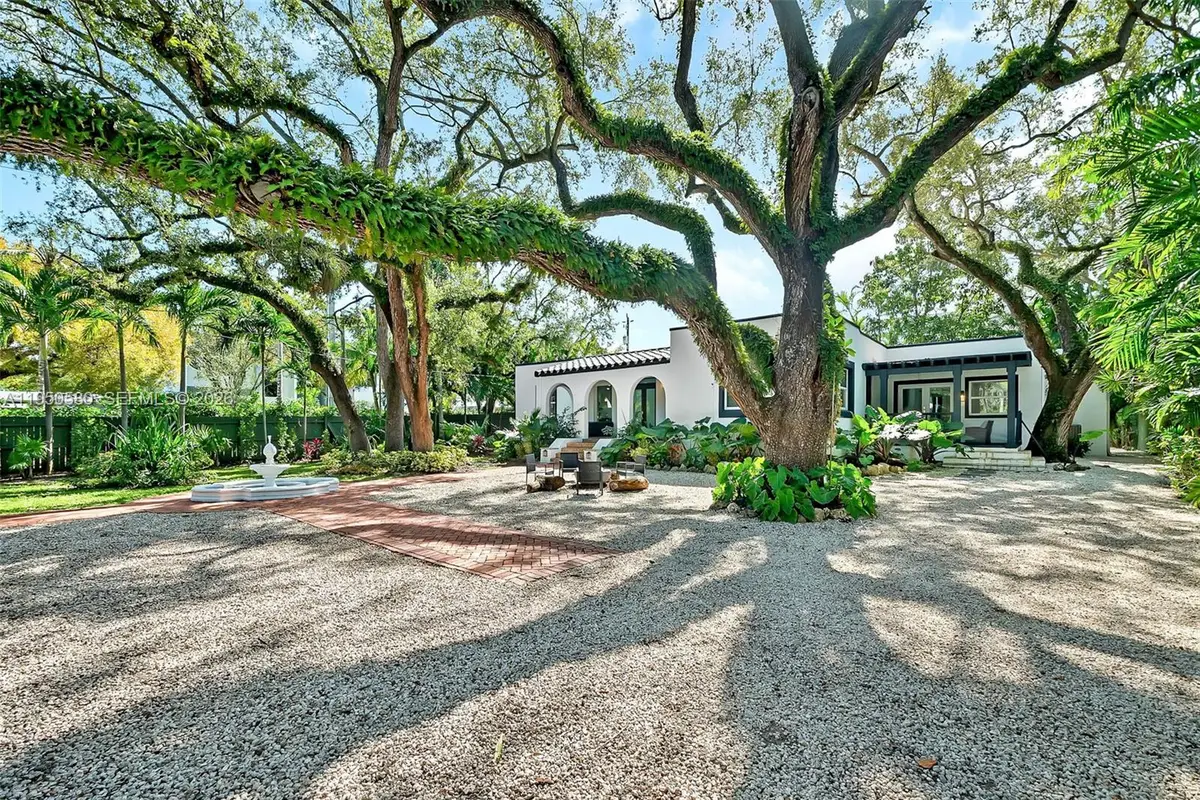 1702 Espanola Dr, Miami, FL 33133 - Image #1