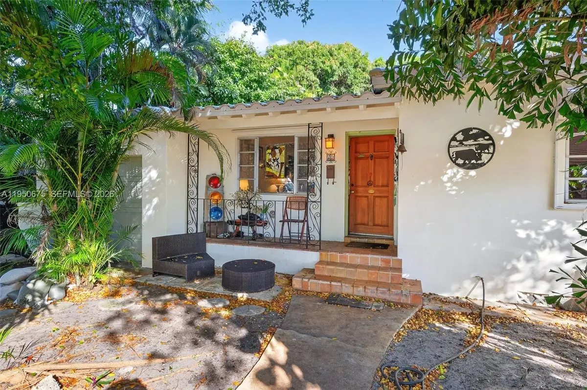 25 NW 104th St, Miami Shores, FL 33150 - Image #1