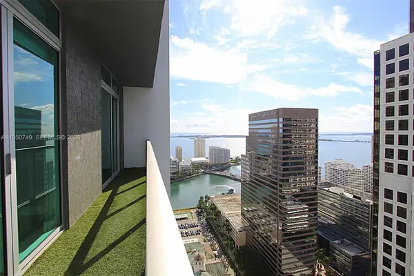 500 Brickell Ave #4110, Miami, FL 33131