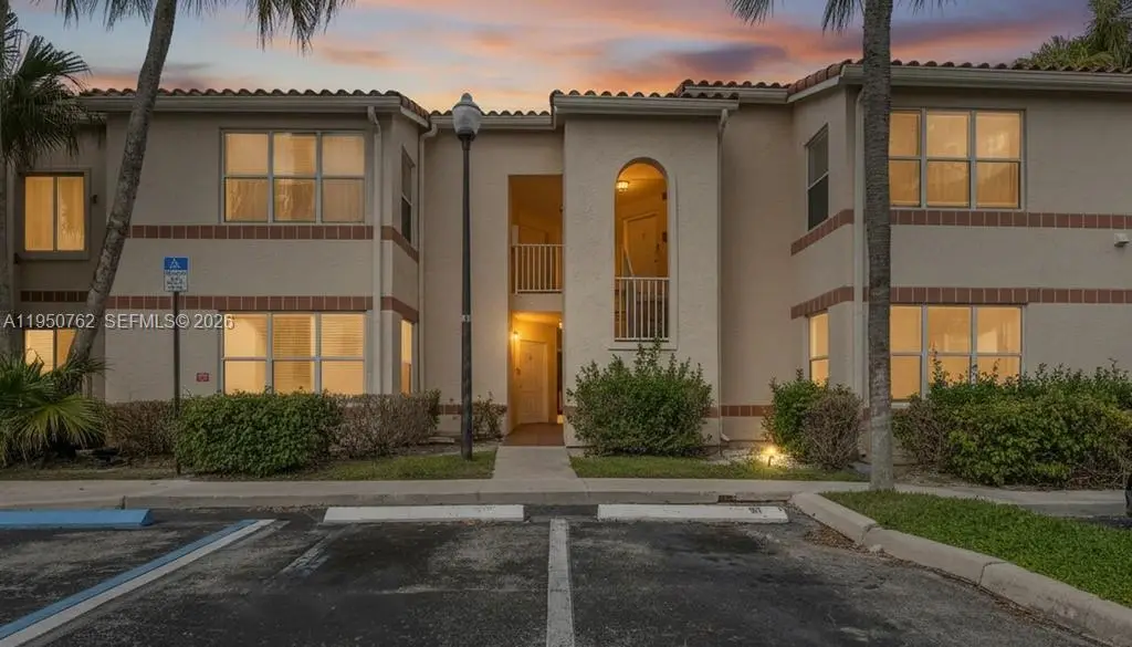 3340 N Pinewalk Dr N #1527, Margate, FL 33063 - Image #1