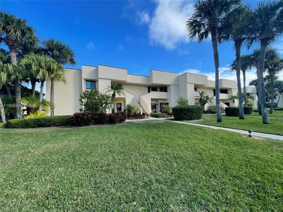 6941 SE Constitution Blvd #106, Hobe Sound, FL 33455 - Image #2