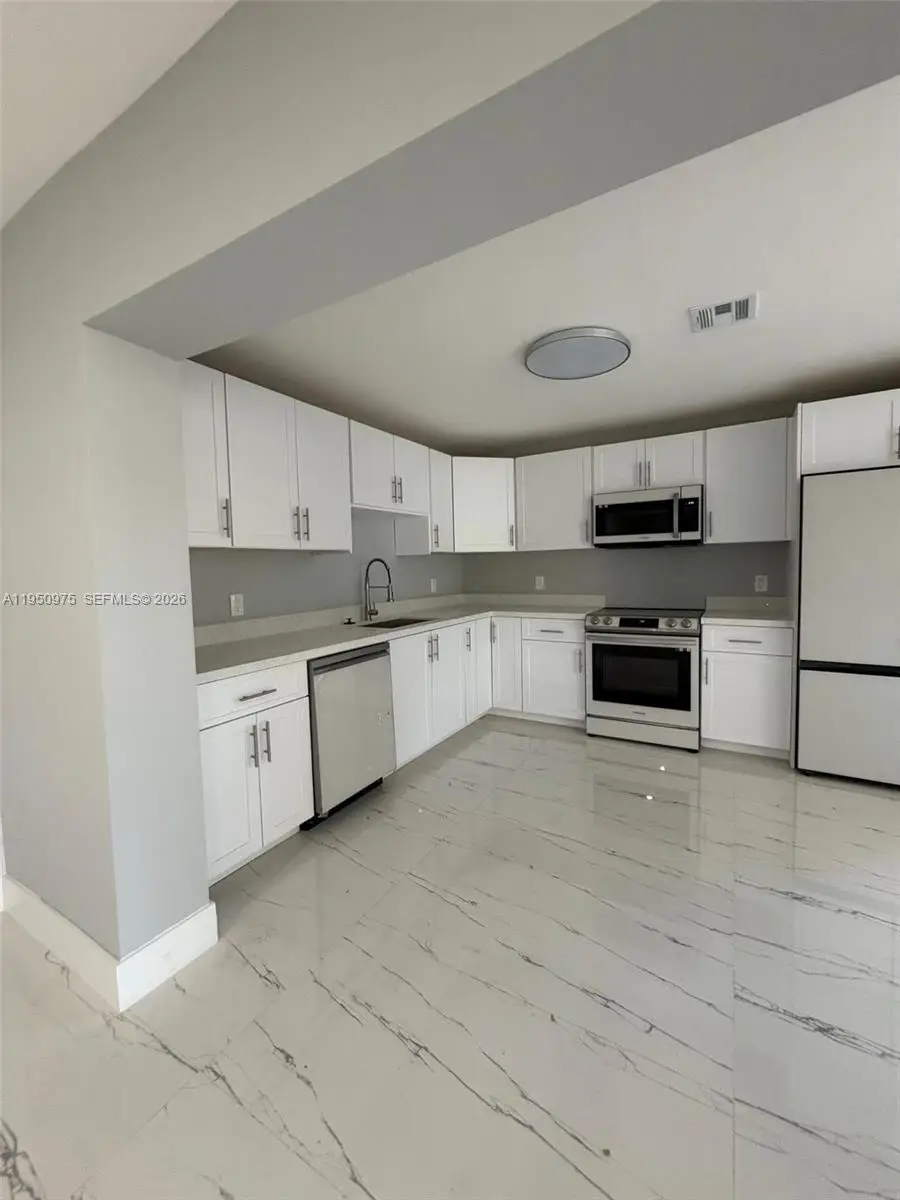 Address Withheld By Seller, Lauderdale Lakes, FL 33309 - Image #1