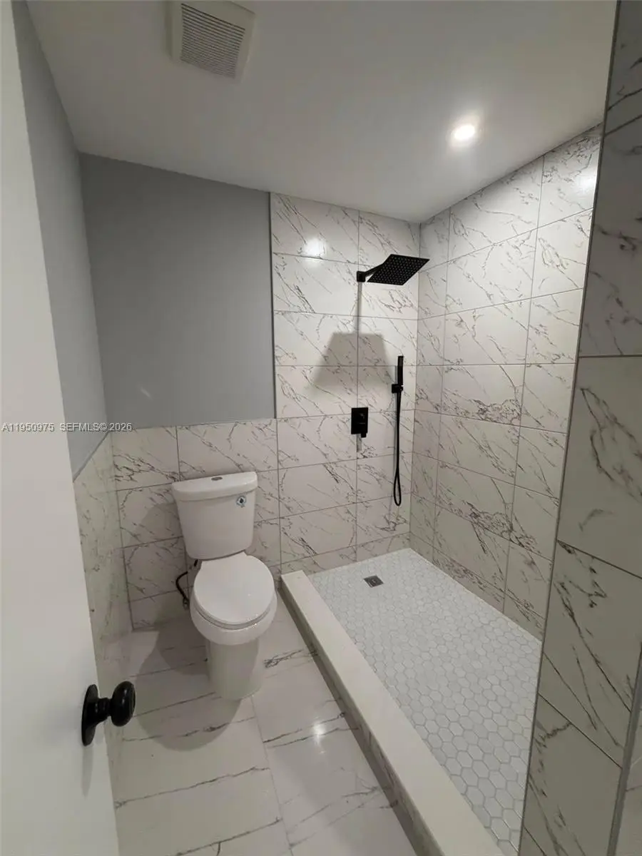 Address Withheld By Seller, Lauderdale Lakes, FL 33309 - Image #3