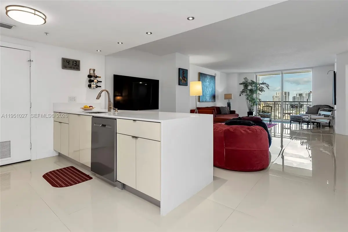 9055 SW 73rd Ct #1205, Miami, FL 33156 - Image #1