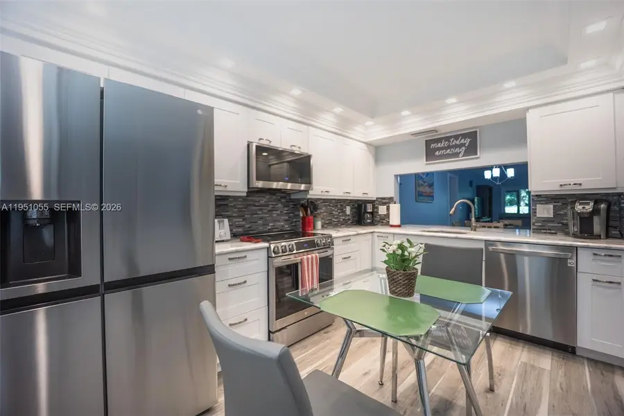 4000 Crystal Lake Dr #114, Deerfield Beach, FL 33064 - Image #3