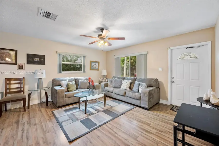 4714 NW 50th Ct, Tamarac, FL 33319 - Image #2