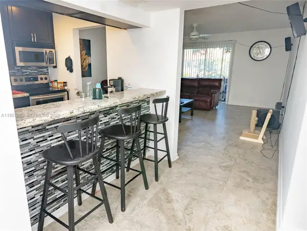 10772 La Placida Dr #7-203, Coral Springs, FL 33065