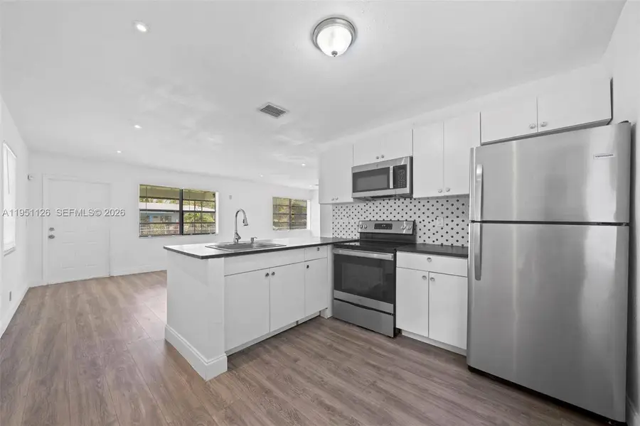 1344 NW 7th Ter, Fort Lauderdale, FL 33311 - Image #3