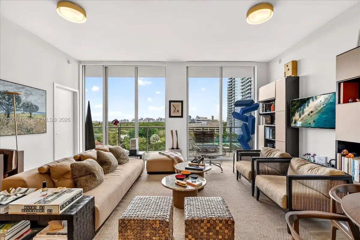 2678 Tigertail Ave #604, Miami, FL 33133 - Image #1