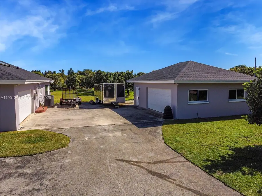 23505 SW 153rd Ave, Homestead, FL 33032 - Image #2
