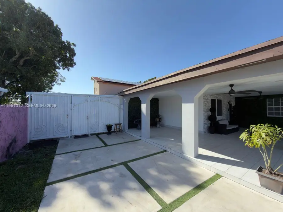 224 E 42nd St, Hialeah, FL 33013 - Image #3