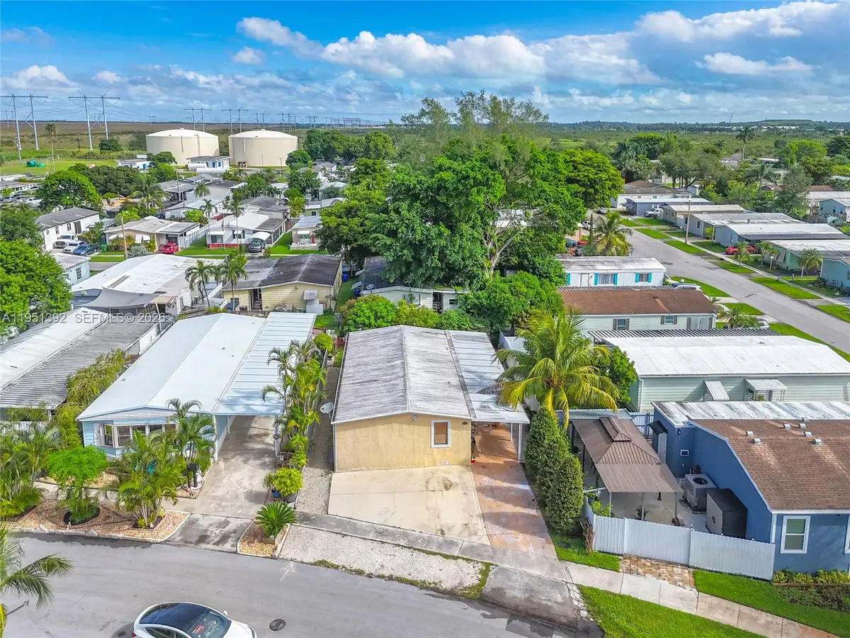 21771 NW 6th St, Pembroke Pines, FL 33029 - #1
