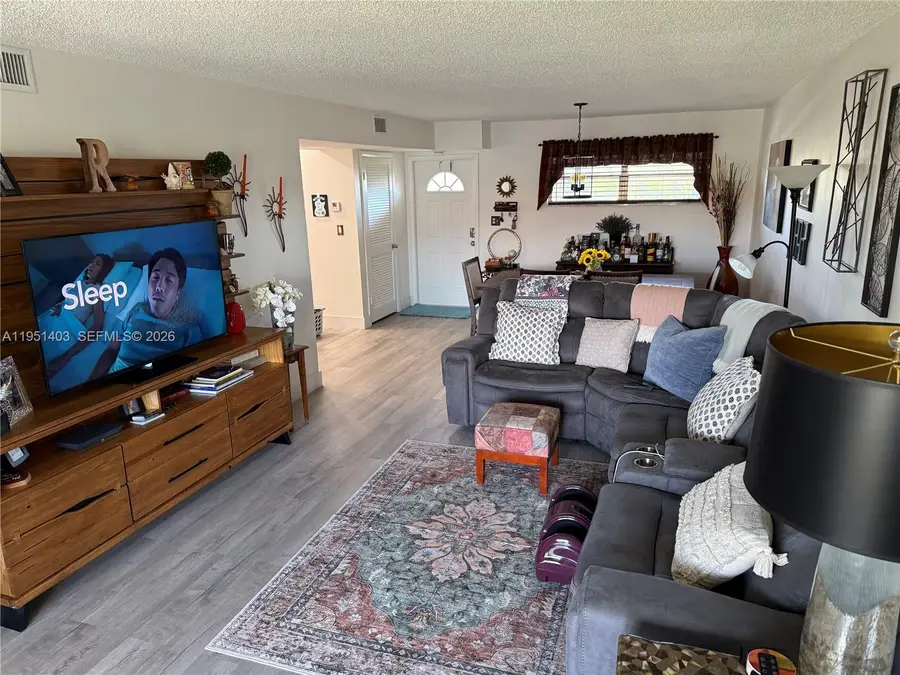 8911 S Hollybrook Blvd #305, Pembroke Pines, FL 33025 - Image #2