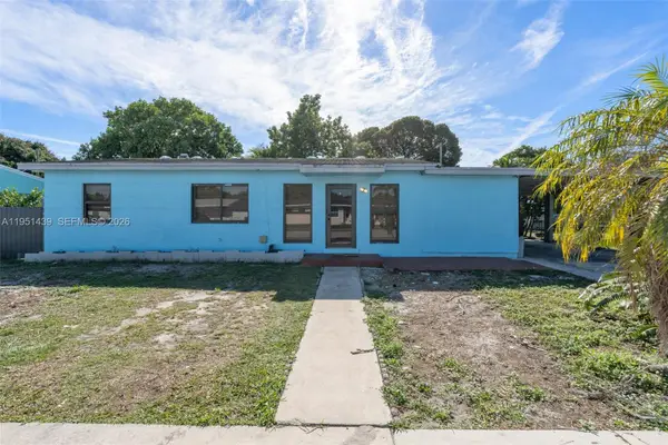3320 NW 177th Ter, Miami Gardens, FL 33056
