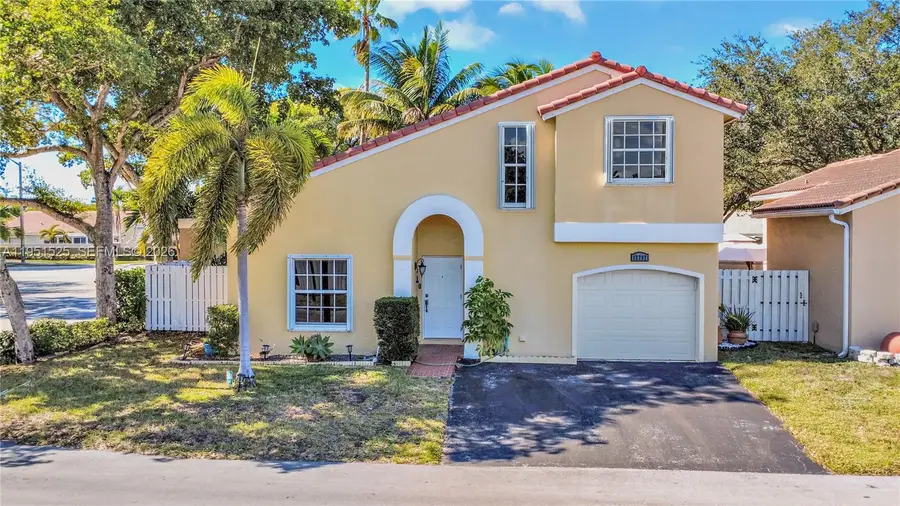 12797 NW 13th St, Sunrise, FL 33323 - Image #2