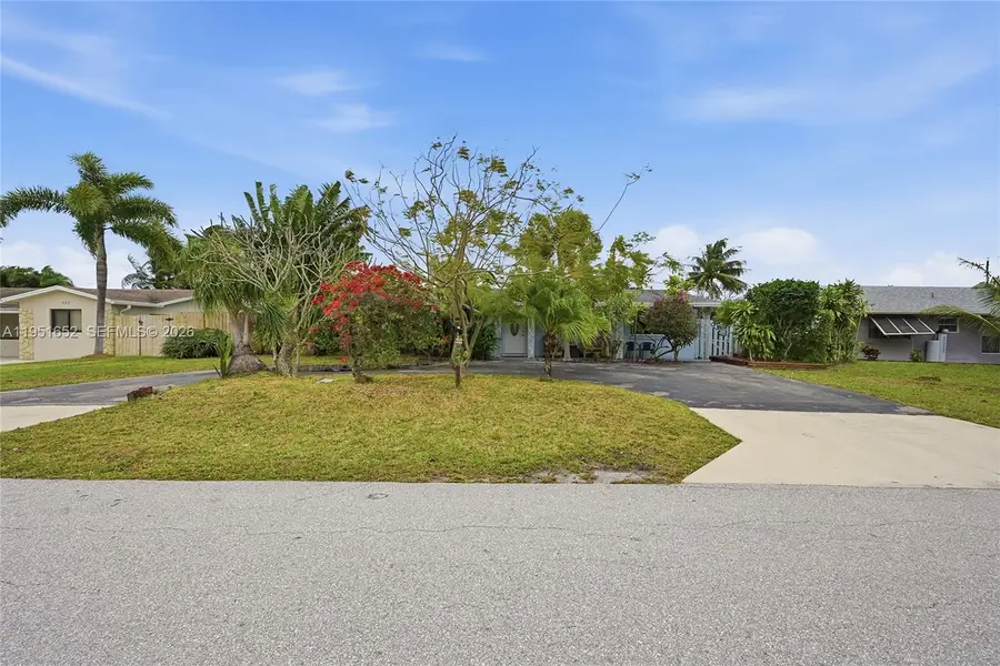 424 SW 7th Ave, Boynton Beach, FL 33435 - Image #2