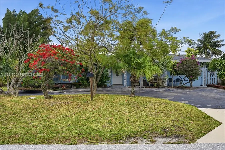 424 SW 7th Ave, Boynton Beach, FL 33435 - Image #3