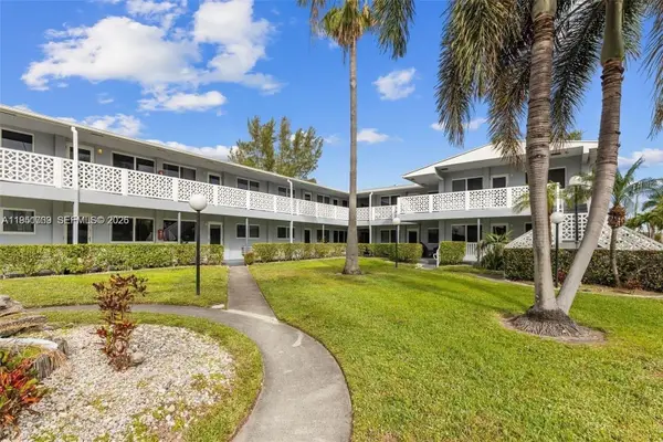 600 Layne Blvd #130, Hallandale Beach, FL 33009