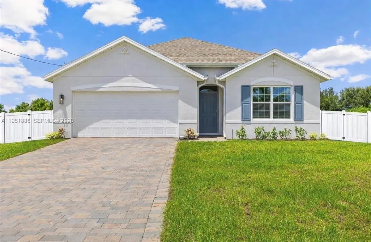 3021 N Lakewood Rd, Labelle, FL 33935 - #1