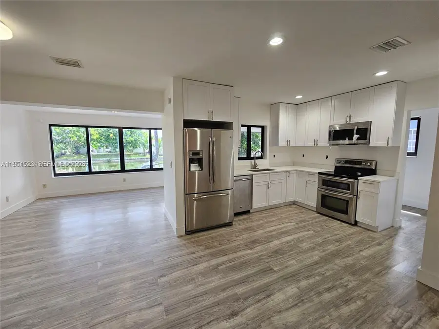 7908 Granada Blvd, Miramar, FL 33023 - Image #3