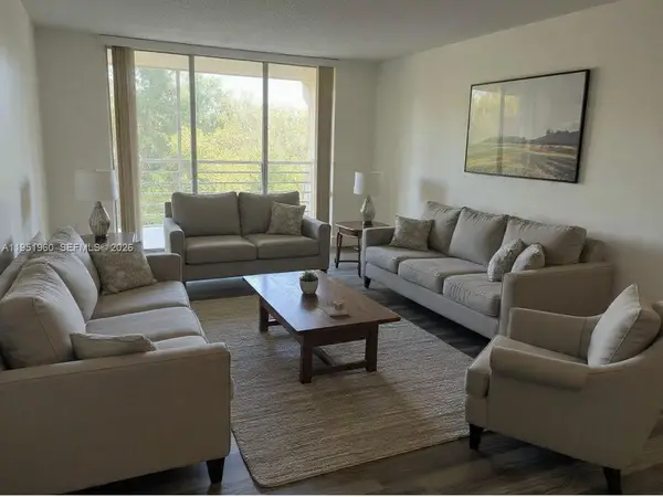 3070 NW 48th Ter #413, Lauderdale Lakes, FL 33313