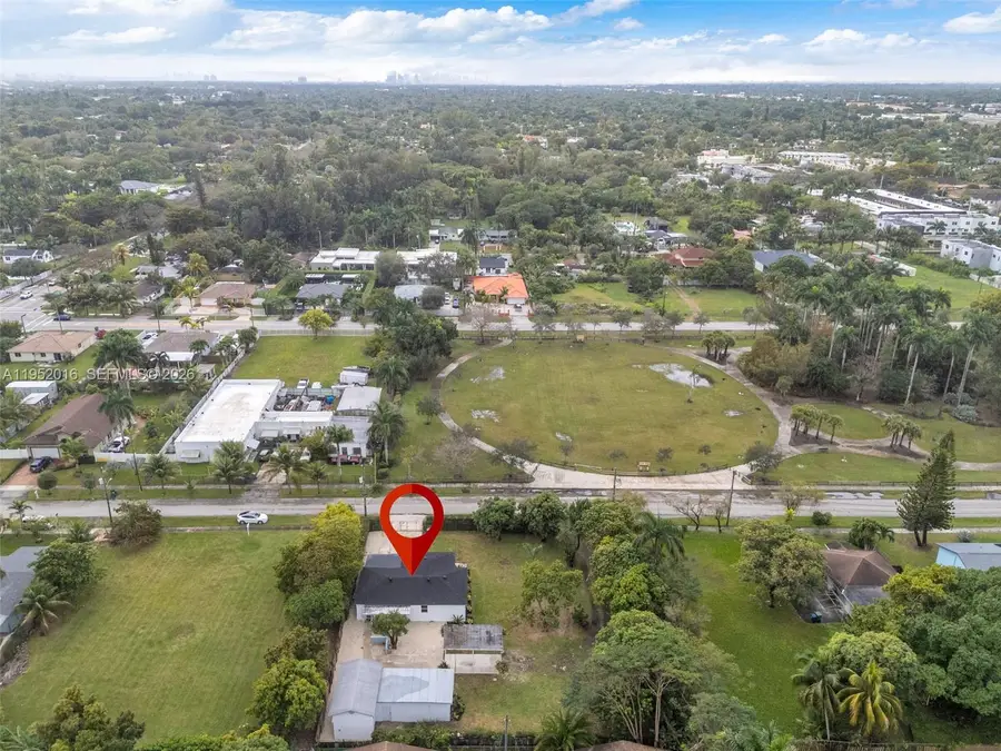 75 NW 160th St, Miami, FL 33169 - Image #3