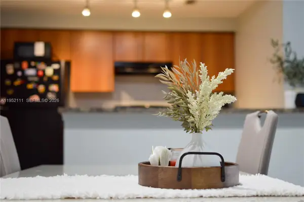 5840 W Sample Rd #305, Coral Springs, FL 33067