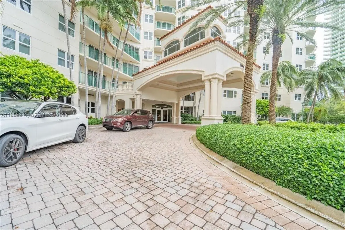 20000 E Country Club Dr #409, Aventura, FL 33180 - Image #1