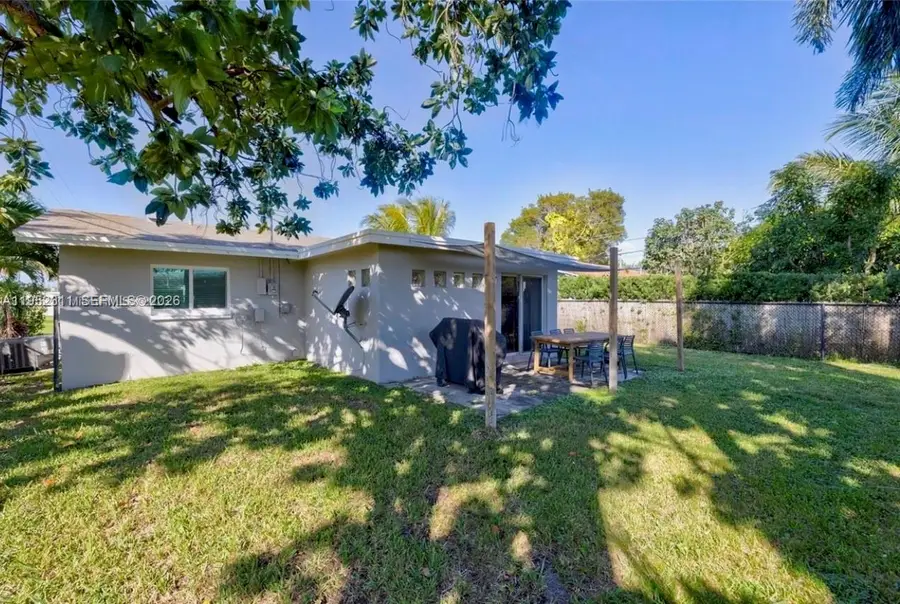 5402 NW 25th Ter, Tamarac, FL 33309 - Image #3