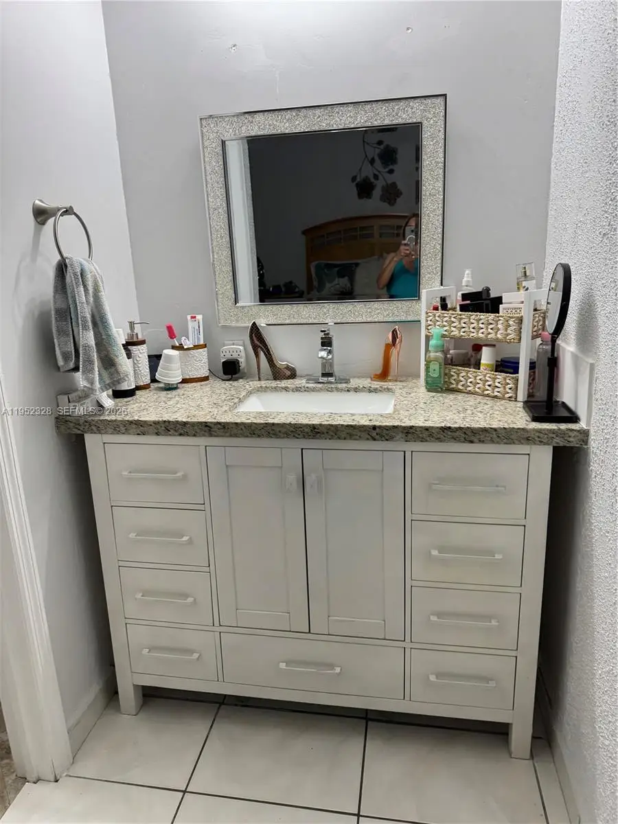 1480 W 46th St #203, Hialeah, FL 33012 - Image #2