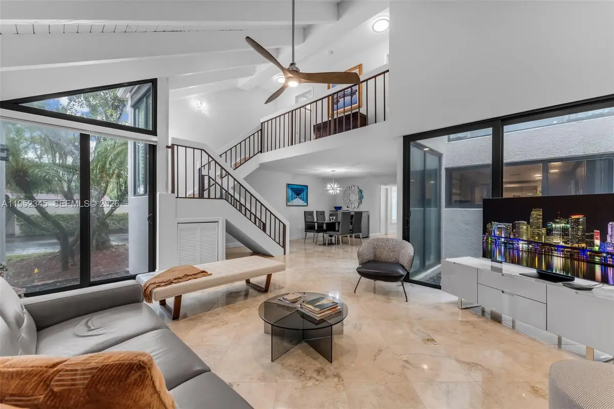 8725 SW 81st Ct, Miami, FL 33143 - Image #1