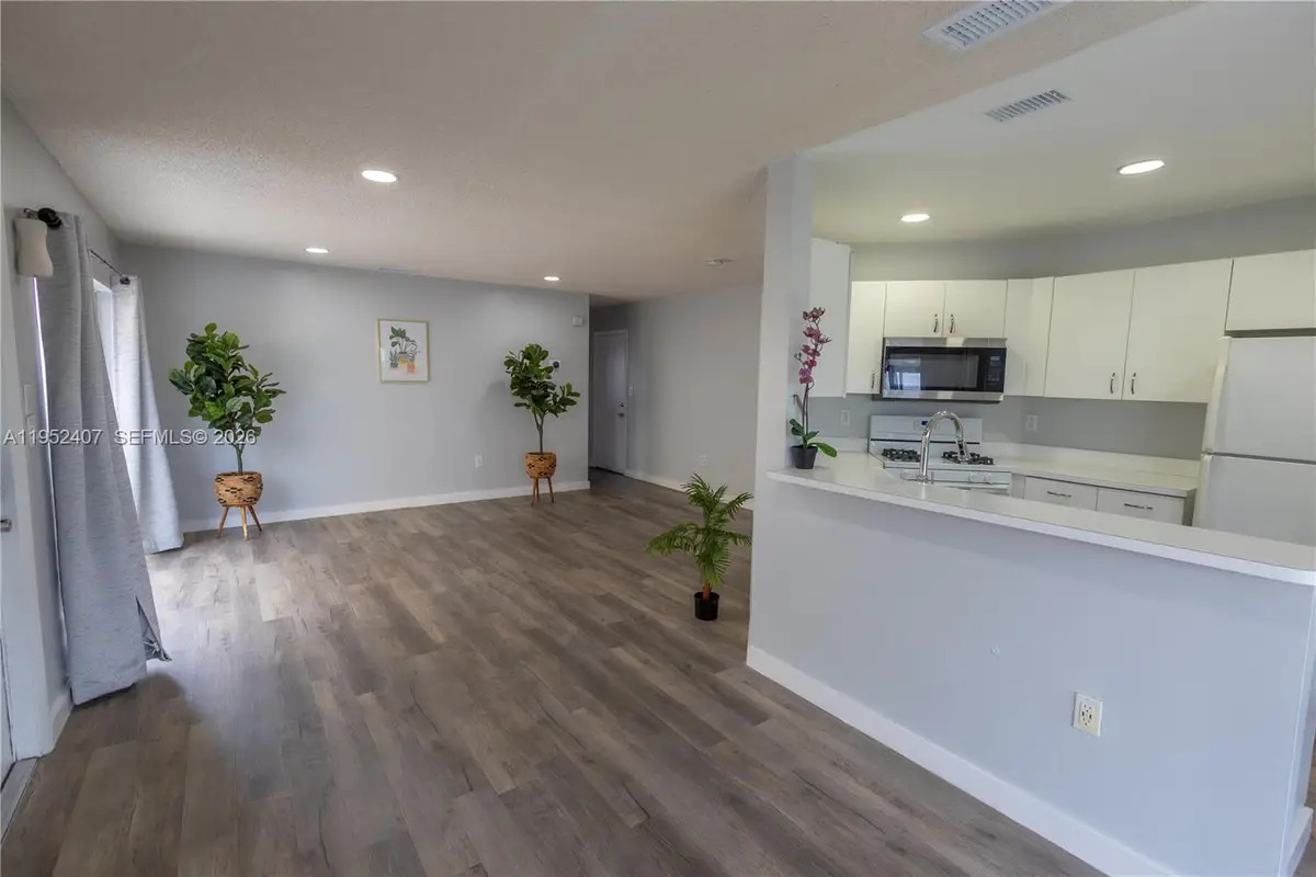 16831 SW 139th Pl, Miami, FL 33177 - Image #1