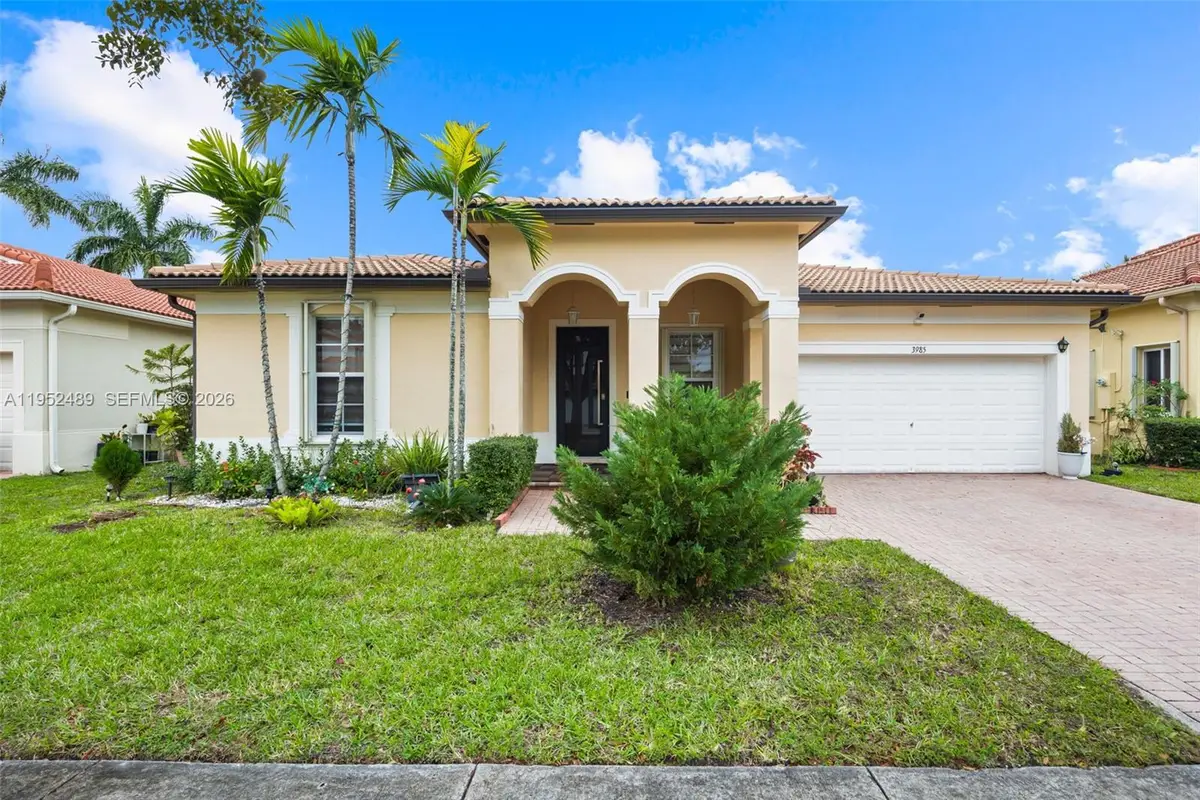 3985 NE 15th St, Homestead, FL 33033 - Image #1