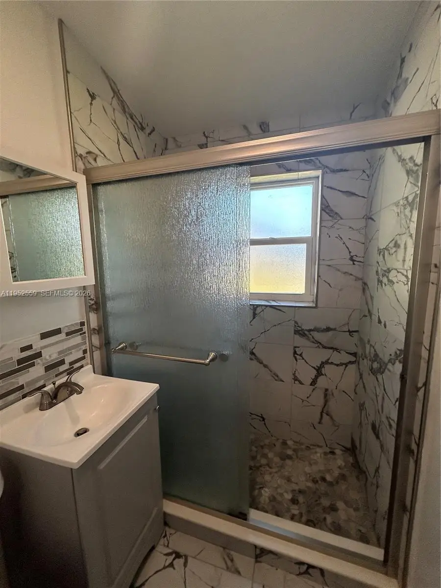 1582 NW 5th Ave, Pompano Beach, FL 33060 - Image #2